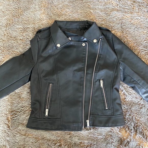 Lapel Neck Zip Up PU Biker Jacket - Picture 10 of 14